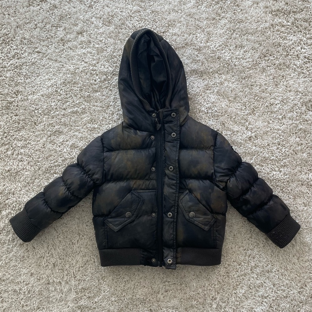 Appaman Boys Camo Winter Puffer Jacket in Size 2T